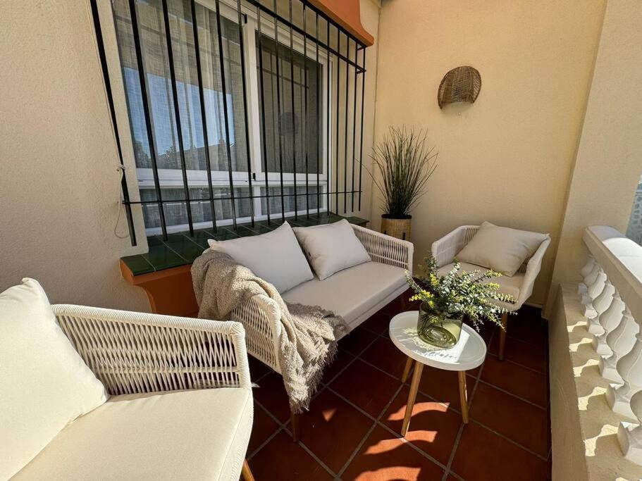 Nuevo Torrox Deluxe Beach & Piscina Экстерьер фото