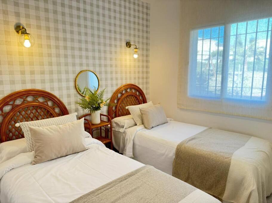 Nuevo Torrox Deluxe Beach & Piscina Экстерьер фото