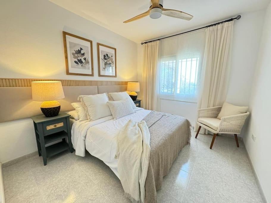 Nuevo Torrox Deluxe Beach & Piscina Экстерьер фото