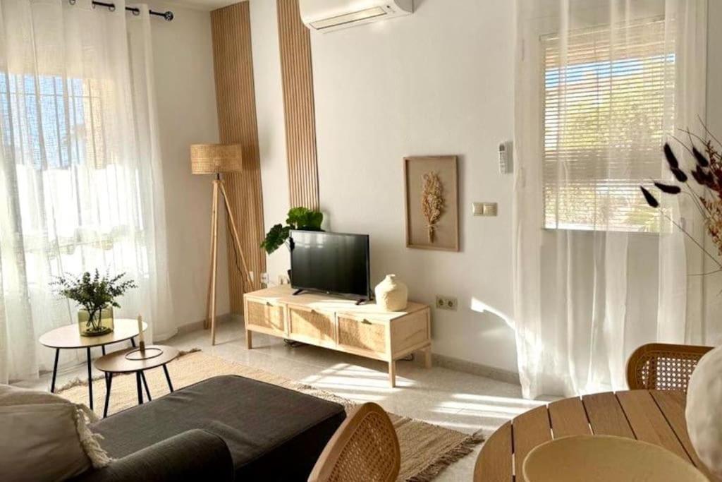 Nuevo Torrox Deluxe Beach & Piscina Экстерьер фото