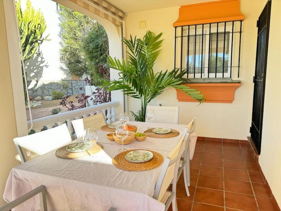 Nuevo Torrox Deluxe Beach & Piscina Экстерьер фото